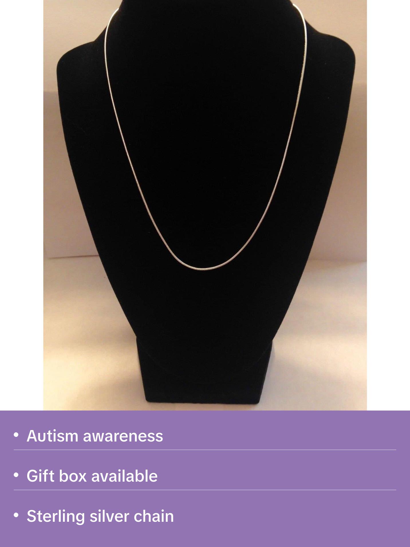 Someone With Autism Loves Me Necklace