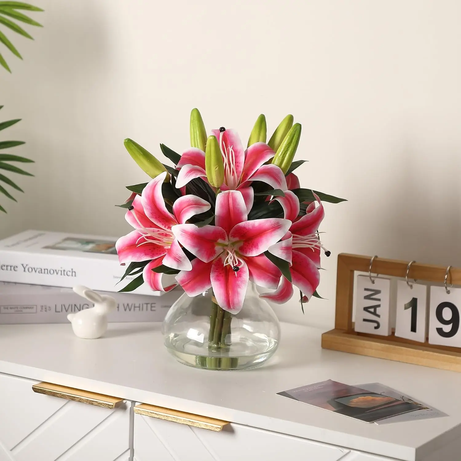 6-Pack Realistic Silk Lilies Artificial Flowers with Glass Vase – Lifelike Faux Lily Bouquet for Home Wedding Office Decor,No Maintenance,Bendable Stems,Ready-to-Display-Pink