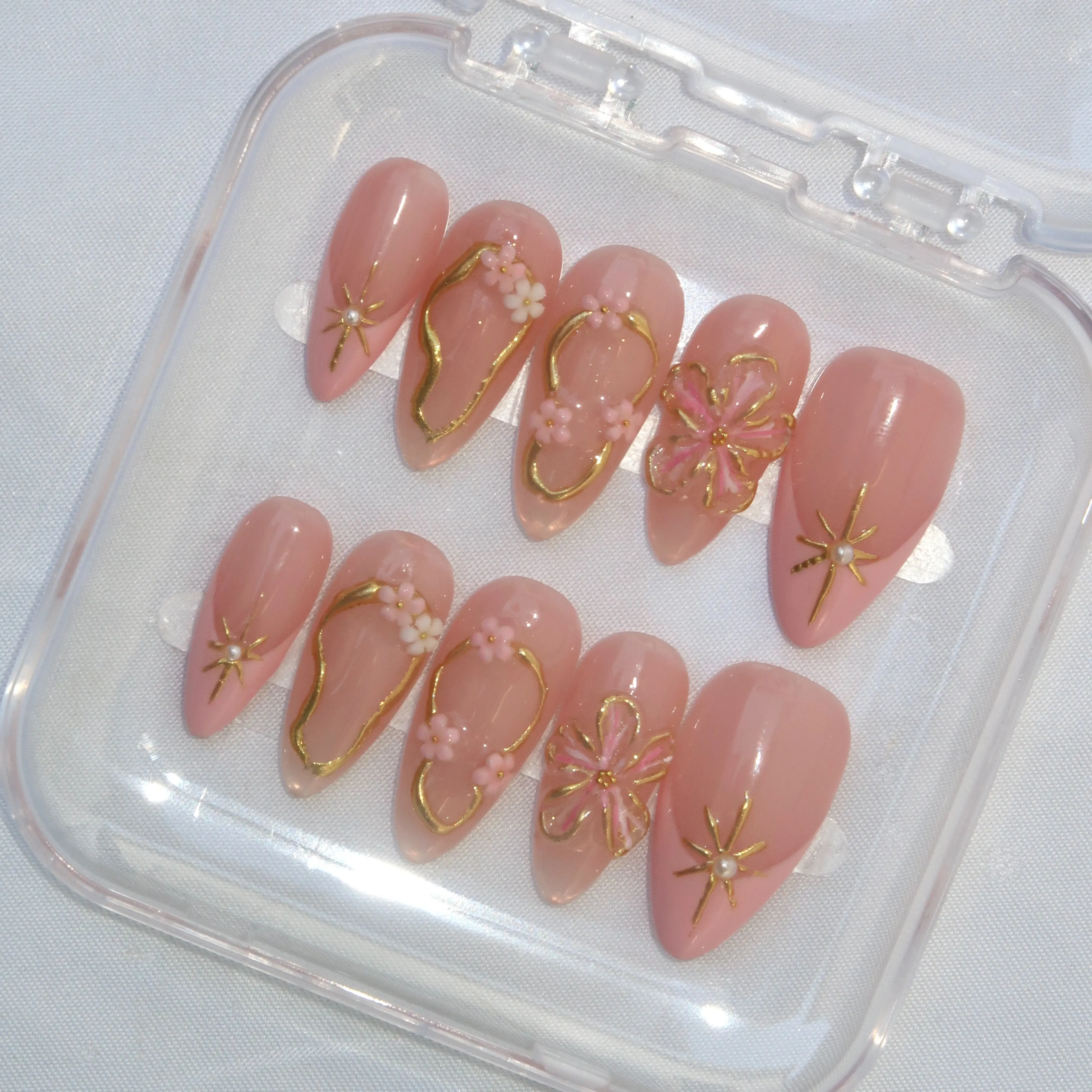 Aria Set by Pretty Set Studios - Almond Nude Pink Press-On Nails with Gold Accents & 3D Designs - Handcrafted for Salon-Quality Finish - Eco-Friendly & Reusable - Vegan & Cruelty-Free