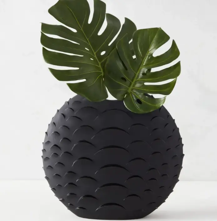 Z Gallerie Cobra Vase with Lightweight Resin Decor Matte Flower Design Home Decoration Accent Snake Scales Decorative Vase Modern Plant Vase Vases For Centerpieces