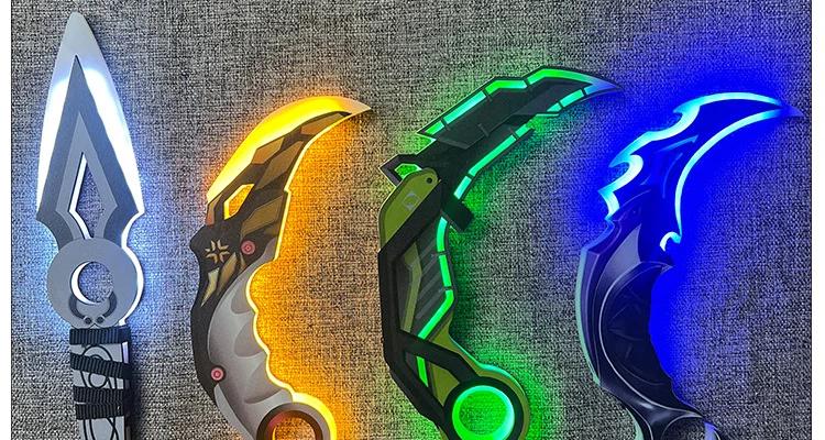 New Gift Role-Playing Prop: Fearless Rechargeable Glowing Weapon Model Contract - Claw Knife/Cool Toy Knife Champion Edition, 2026 Gamer Gift Collectible Prop Toy