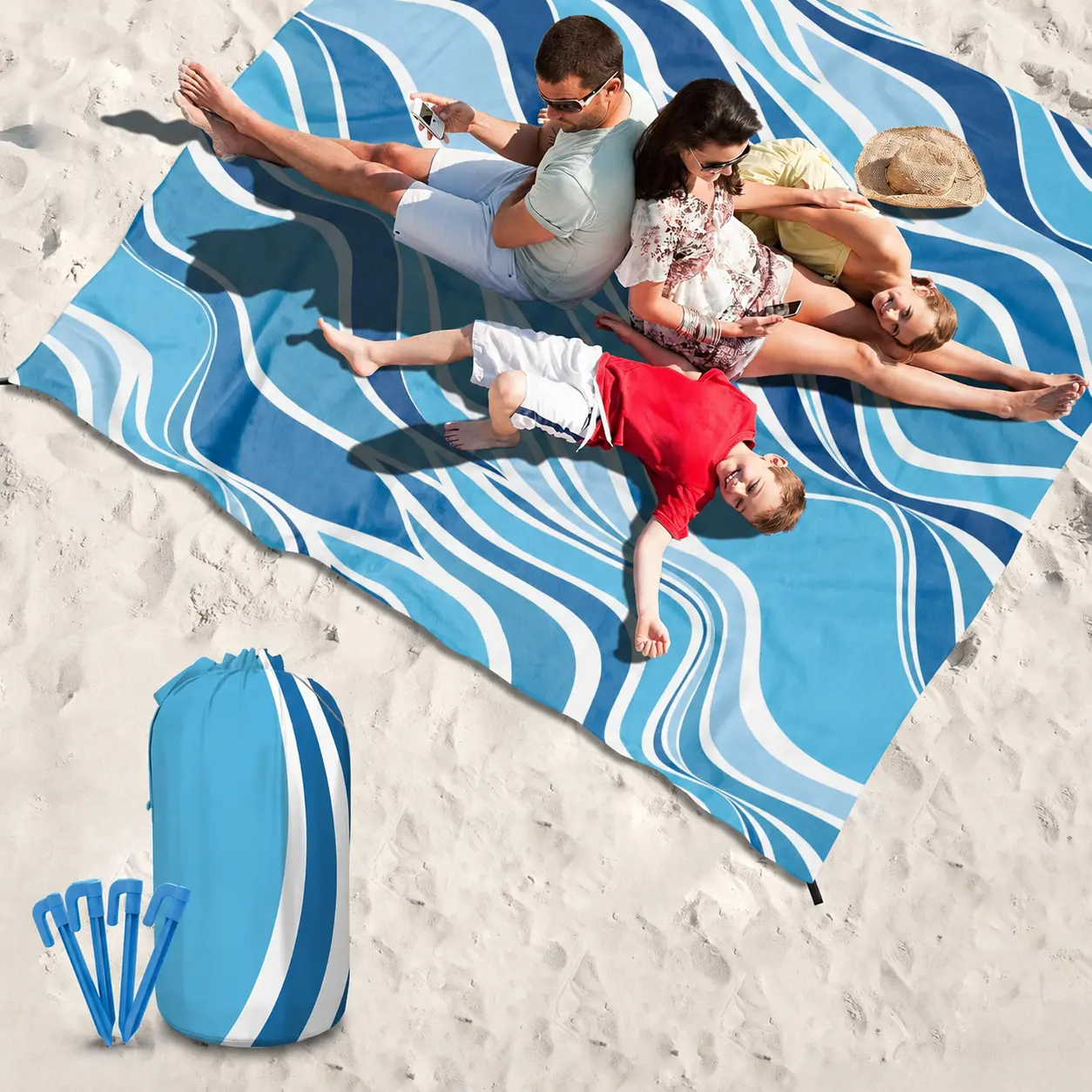 Everlasting Comfort Beach Blanket – With Carrying Bag, Travel Clip & 4 Stakes | Sandproof & Waterproof | Oversized Mat for Beach, Camping, Picnic & Hiking | Quick Dry & Machine Washable