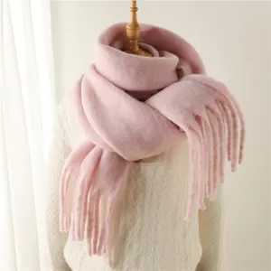 Ladies' pink soft and fluffy pure color scarf, girls' winter thickened imitation cashmere shawl, Korean style warm scarf, versatile student cute scarf and scarf