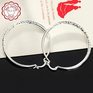 925 Silver-plated, Suitable For Women, Elegant Large Circle Design, 1pairs 925 Silver Color, Hypoallergenic Ear Needles, Suitable For Daily And Vacation Wear, Suitable As Valentine's Day Gift，Birthday party.