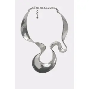 MOLTEN DREAMS NECKLACE
