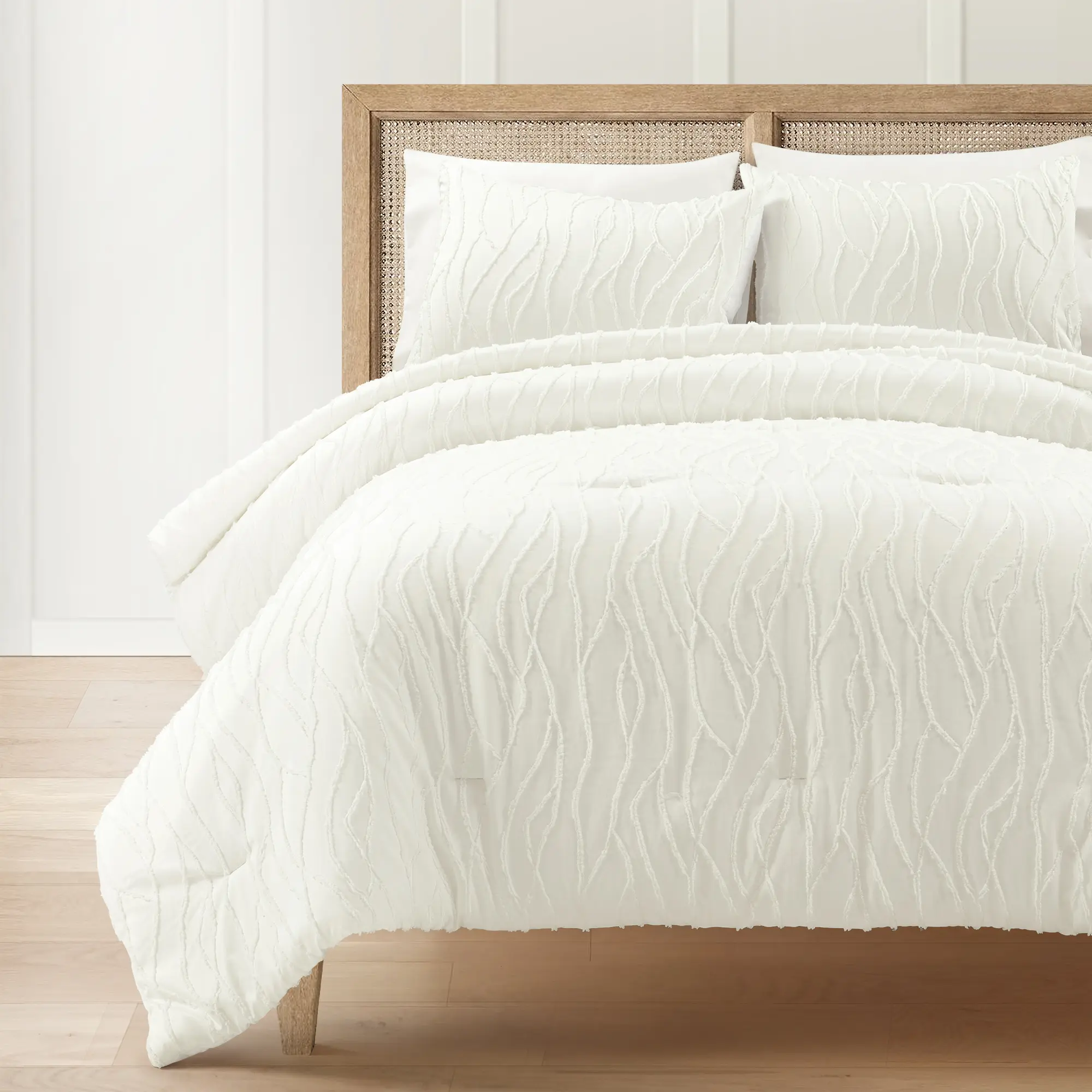 Lush Decor Jacquard Wave Comforter Queen Size 3 Piece Set Full/Queen/King/Cal King Soft White - White Comforter Bedding Set - Coastal Bedroom Decor