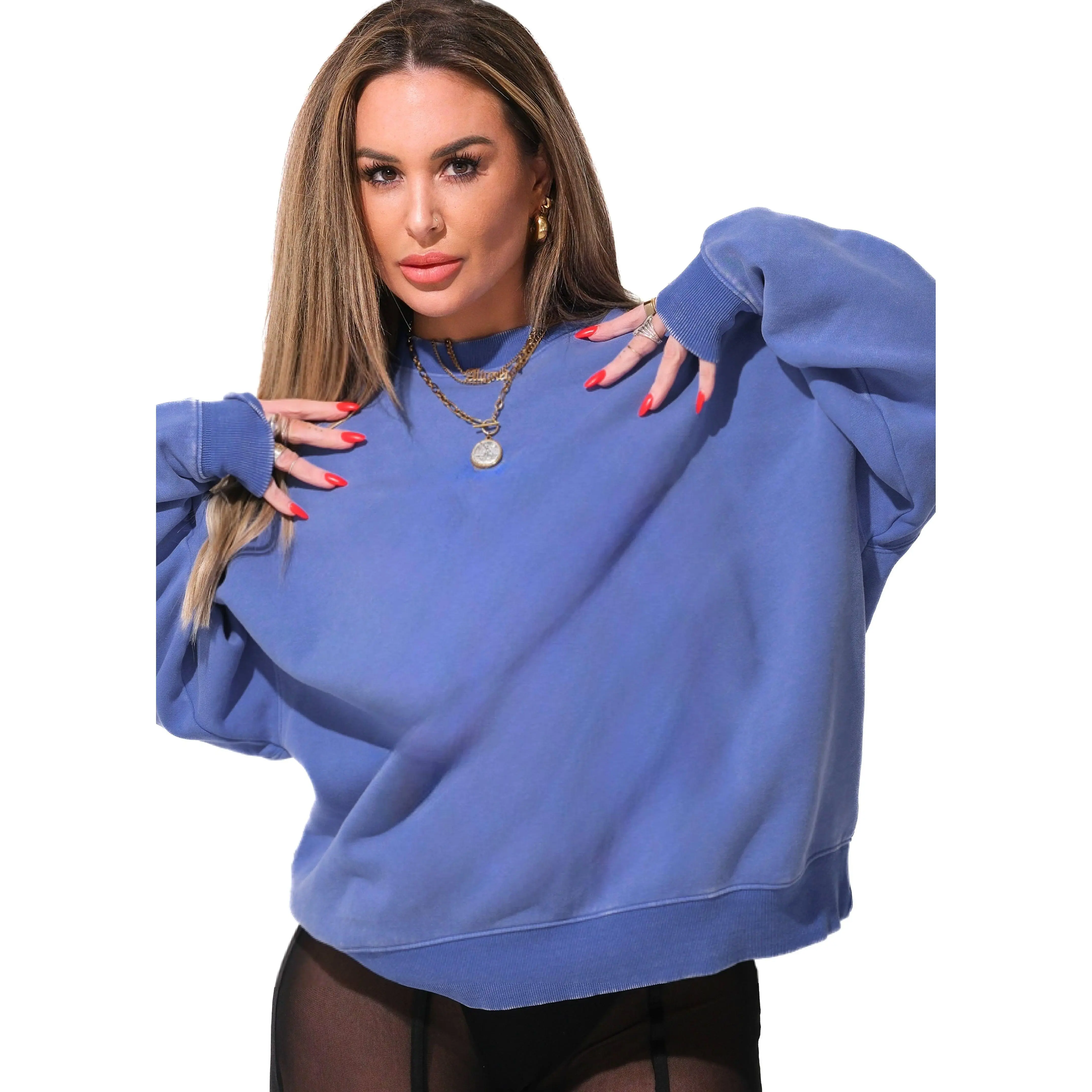 OVERSIZED CREWNECK SWEATSHIRT