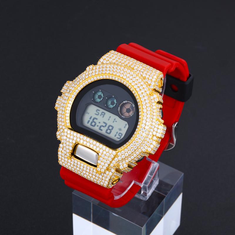 UCCIYO Compatible - DW 6900 Universal Bezel 18K Gold-Plated Lab-Grown Moissanite S925 Sterling Silver Moissanite Ice Crystal-Set Watch Case Unisex Hip-Hop Style Jewelry Gift