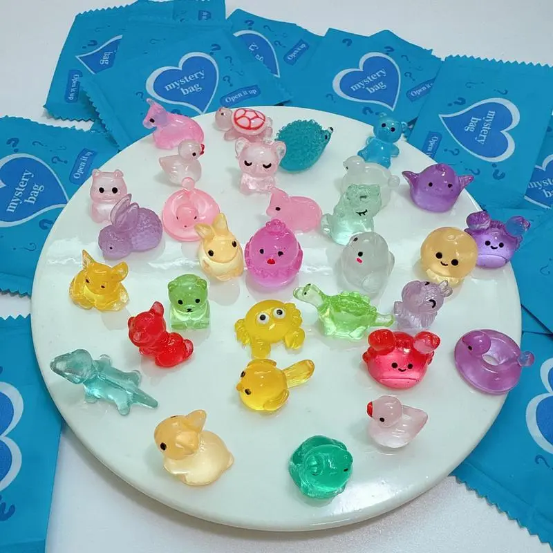 100-Piece Random Glow-in-the-Dark Animal Resin Figurine Surprise Bag - Fairy Mini Figurines, Resin Statue Collectibles, Animal Decor for DIY Lovers, Dollhouse Projects, Room Ornaments