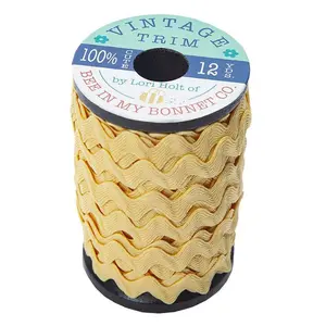 Lori Holt, Vintage Trim on Wooden Spool (5/8" x 12yds)