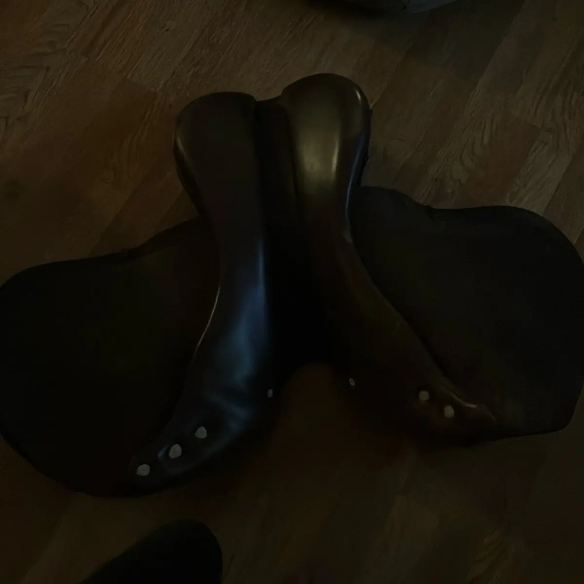 Saddle