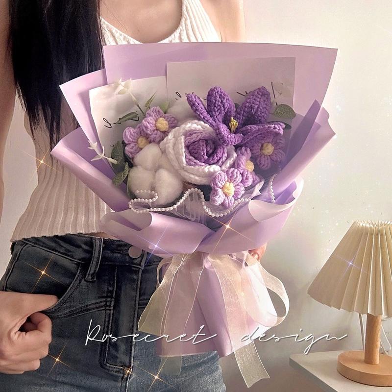 Handmade Crochet Flower Bouquet, 1 Bunch Decorative Artificial Flowers for Home Decor, Weddings, Parties & Anniversaries, Perfect Gift for Valentine’s Day, Birthday, Mother’s Day, Father’s Day & Thanksgiving