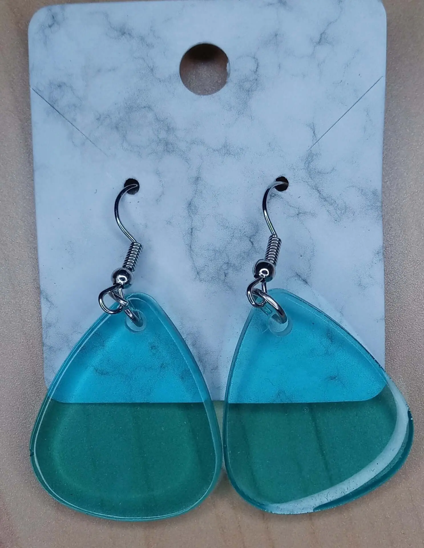 Epoxy resin jewelry