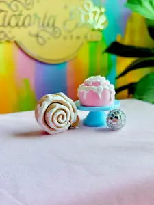 3D Printed Cinnamon Bun Clicker Keychain Cute Fidget Toy Stress Relief Sensory Keychain Gift