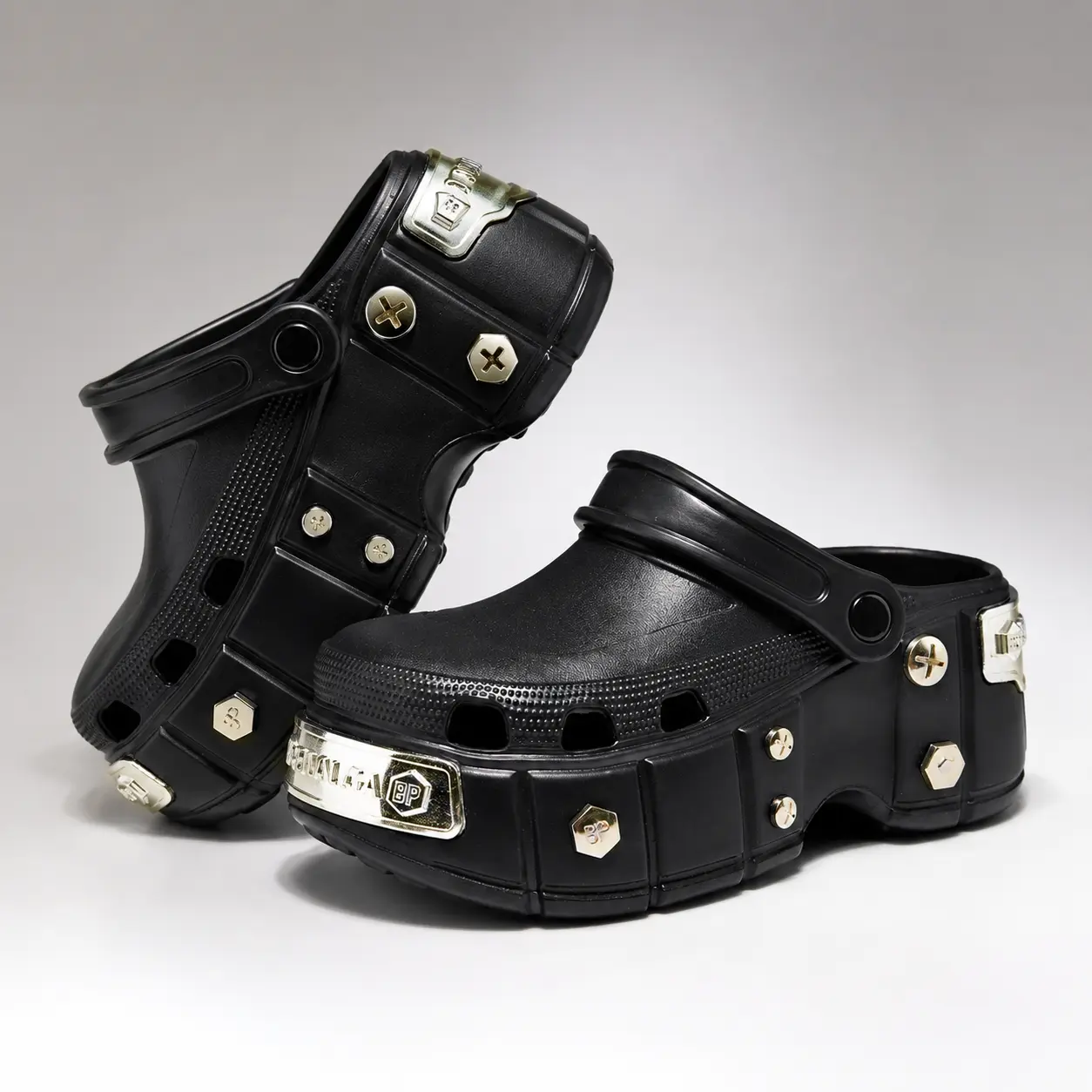 Men's Chunky Platform Clogs, Streetwear Slip-Ons with Metal Buckle & Adjustable Strap, Lightweight Textured EVA Footwear for Summer Beach, Slip On, Athletic, Metallic Buckle Clogs, Ankle Strap, Bold Platform Lift