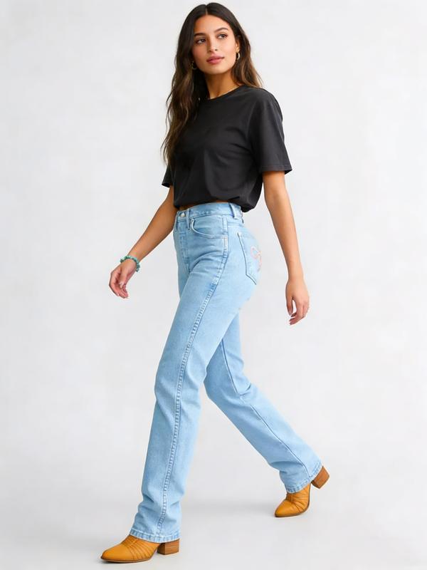 Stretchy High-Waisted Slim-Fit Jeans Vintage Style Bootcut Flare Light Wash Distressed Finish for Effortlessly Chic Outfit