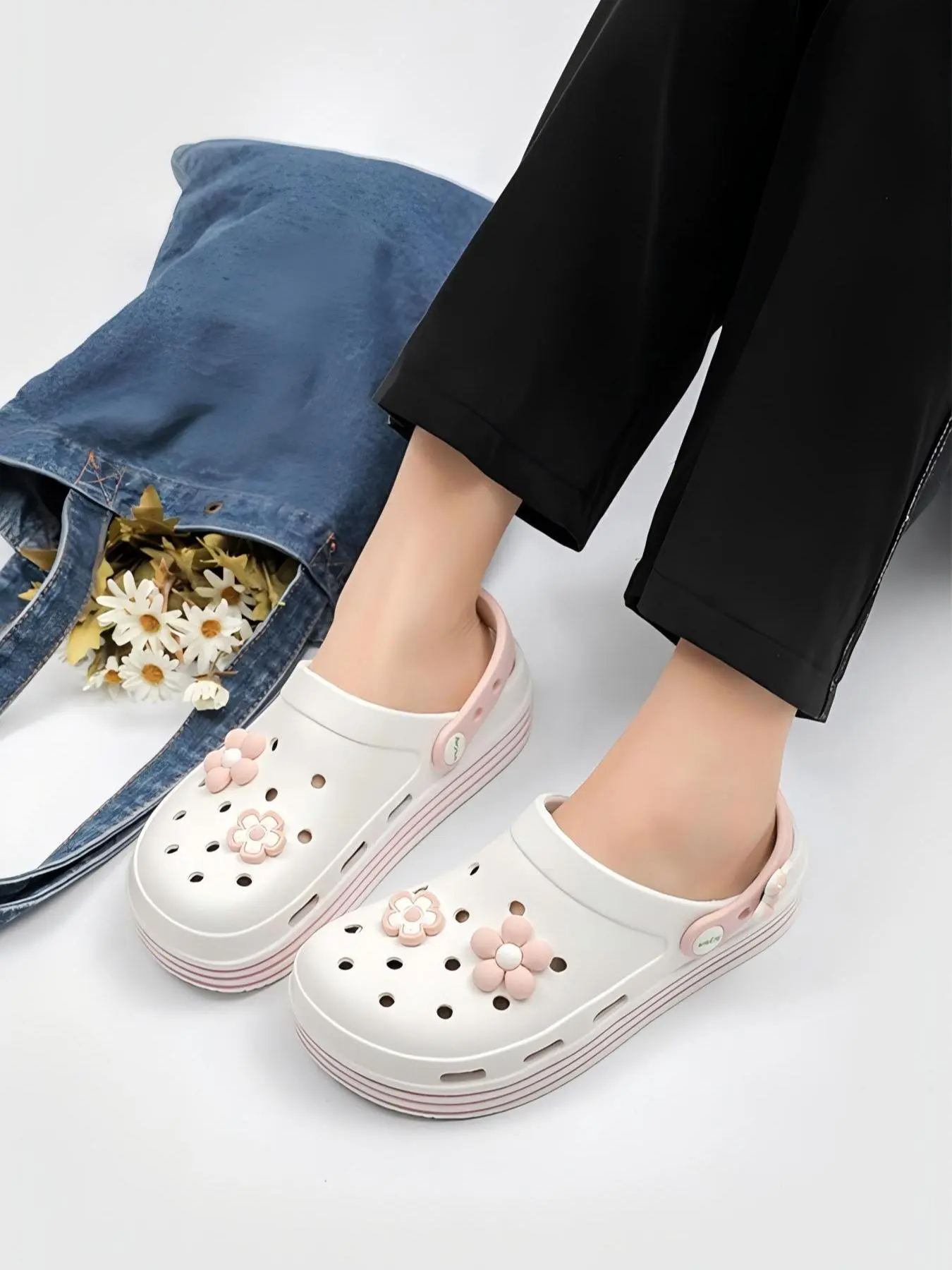 Women's Cute Flower Decorated Clogs, Floral Slippers, Summer Slippers, Trendy Casual Slippers, Casual Comfortable Non-slip Clogs, Fashionable Clogs for Indoor & Outdoor Wear
