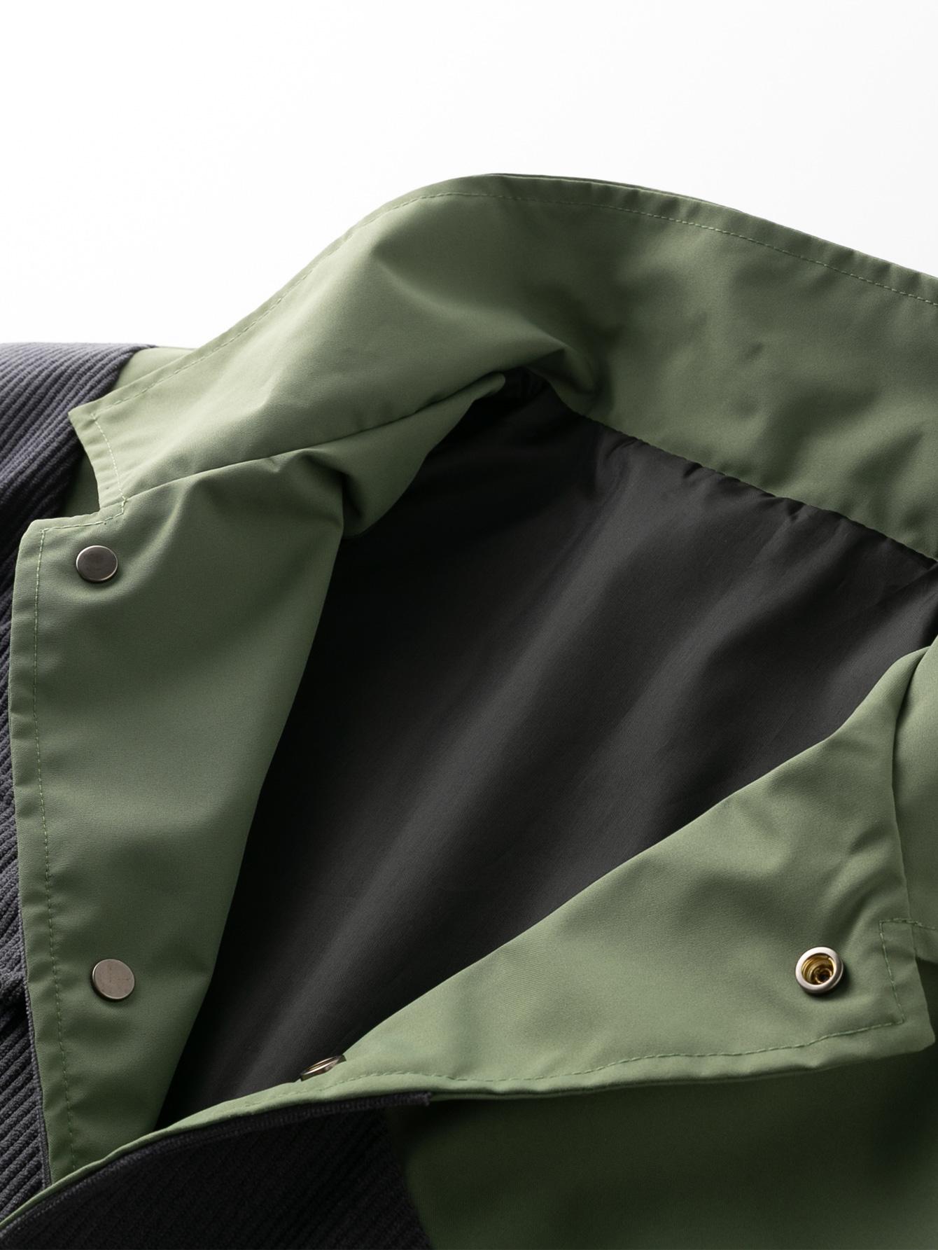 A collared jacket with a patchwork style, visually layered and designed to flatter necklines. The buttoned closure makes it easy to put on and take off. There is one pocket on the left side which is both practical and decorative