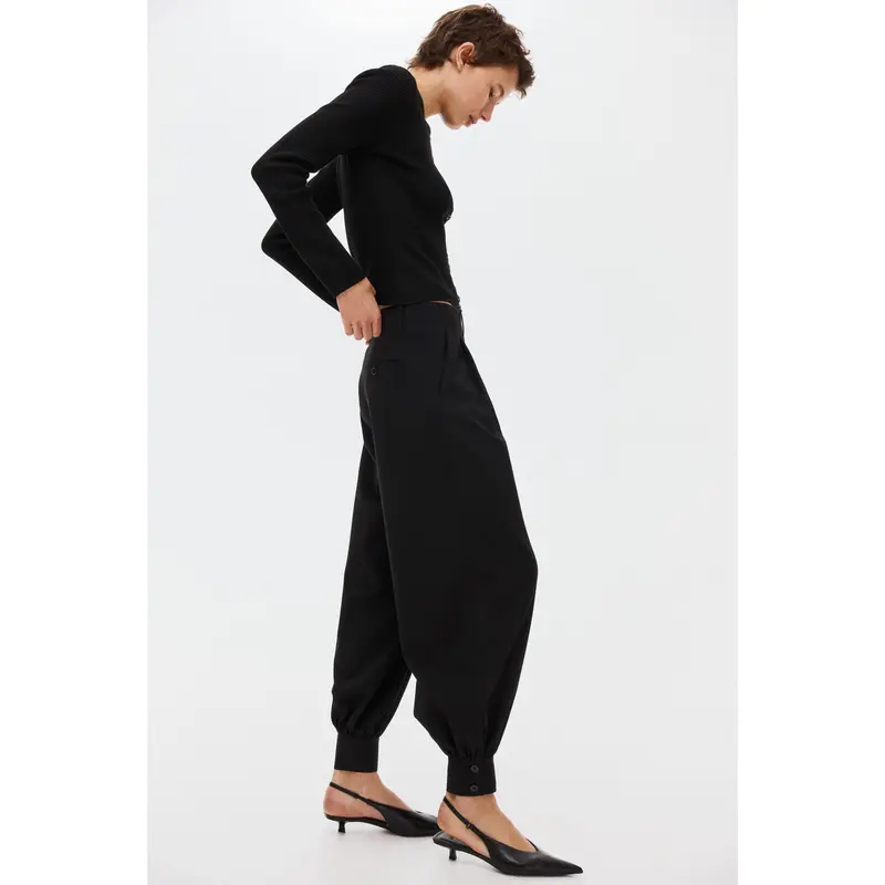 Balloon pants - TikTok Shop