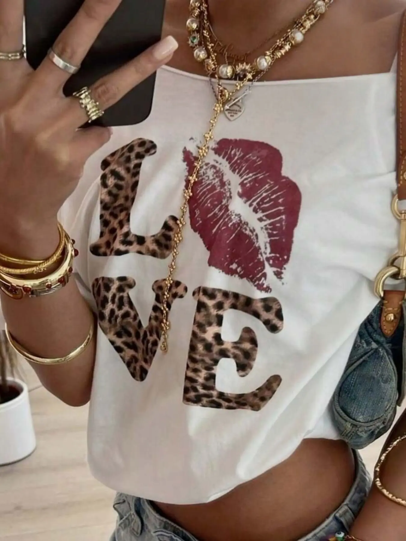 Women's Off-Shoulder Loose T-Shirt with Lip Print and Leopard Letter Print or Leopard Star Print, Y2K Style Top, Vintage Streetwear Inspired Fashion, Comfortable Fabric