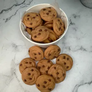 Chocolate chip cookie scented wax melts