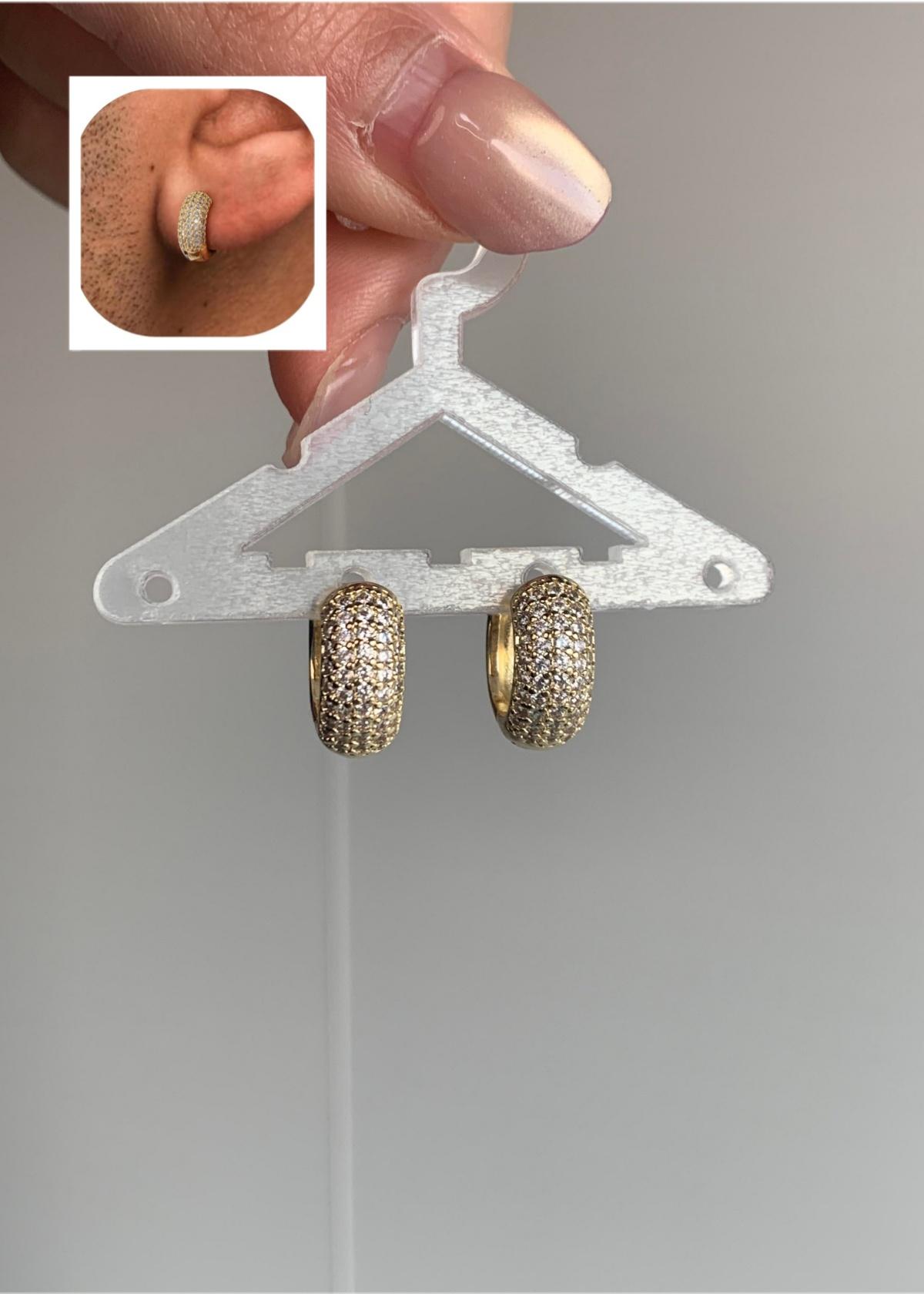 KINHOPI Gold Hoop Earrings for Big Ear Men Cartilage Huggie Simple Lightweight Valentine's Day Gift