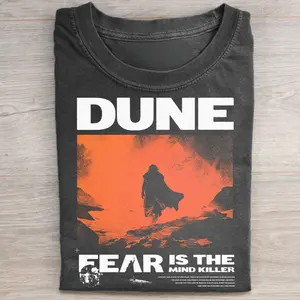 Vintage Fear is The Mind Killer Graphic Tee - Dune Movie Shirt - Iconic Movie Shirt - Retro Sci-Fi Movies Tshirt - Sand Dunes Adventure Tee - Paul Atreides, Lady Jessica Shirt