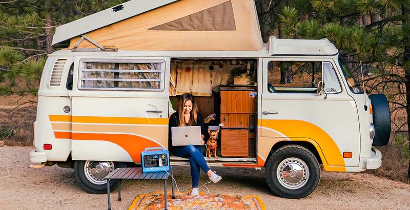 BLUETTI AC200PL Portable Power Station 2304Wh Solar Generator Expandable to 8448Wh 4 2400W AC Outlets 3600W Power Lifting 30A TT30 Output LiFePO4 Battery Backup for RV Camping Home Use