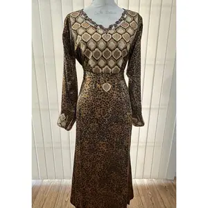 Layan Mukhawar - Embroidered Women's Mukhawar - Ceremonial, Traditional, Arabic Eid Dress - Perfect for Ramadan, Gifts for Her, Eid