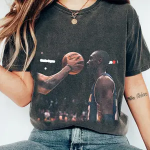 Vintage Kobe Bryant Shirt, 90s Retro Iconic Kobe Basketball Graphic Tee, Laker Kobe No Flinch T-Shirt, Game Day Shirt, Mamba Mentality Gift