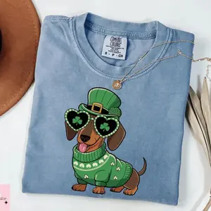 Comfort Colors Dachshund St Patricks Day Shirt, Lucky Wiener Dog T-Shirt, Irish Doxie St Paddys Gift Shirt, Dog Mama Shirt,Irish Dog Tee