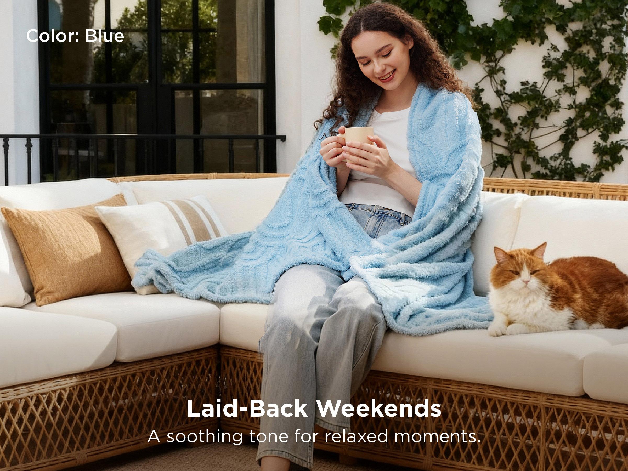 【Spring Glow Up】Bedsure GentleSoft Fleece Blanket for Bed - Distinctive Arches,Super Soft & Cozy, Fluffy Blankets for Women & Girls, Ideal for Sofa & Couch, Boho CharmArtfully Embossed Pattern Adds Amodern Flair To Your Cozy Decor,All-Season