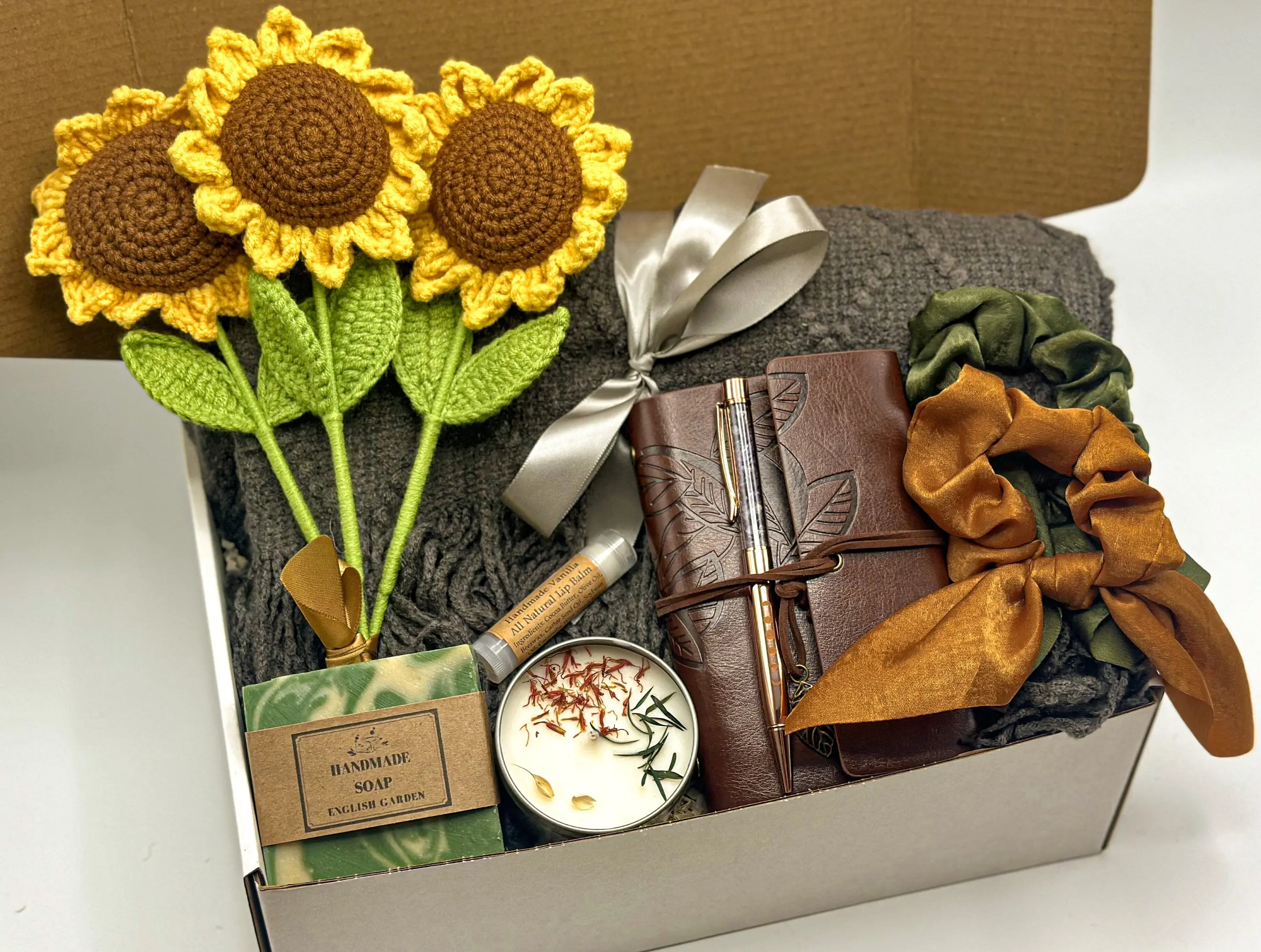 Cozy Christmas Gift Set, Hygge Winter Gift Box, Holidays Season Gift, Christmas Gift, Christmas Gift Basket, Hug In a Box, Cozy Care Package