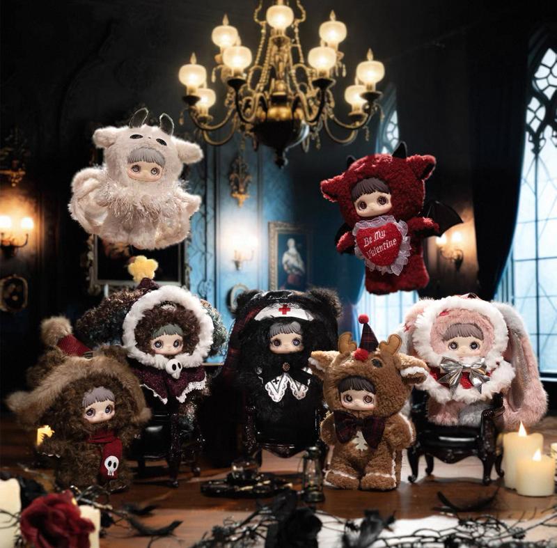 Maymei Winter Weirdness Series Plush Blind Box - 7 Random Cute Plush Keychains, 20-22cm Collectible Dolls, Christmas Gifts for Girls