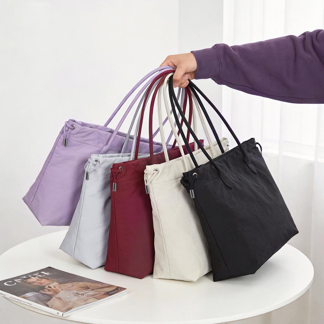 Versatile Large Capacity Tote Bag for Work & Travel Classic Black Shoulder Bag with Easy Carry Handles Perfect for Everyday Use