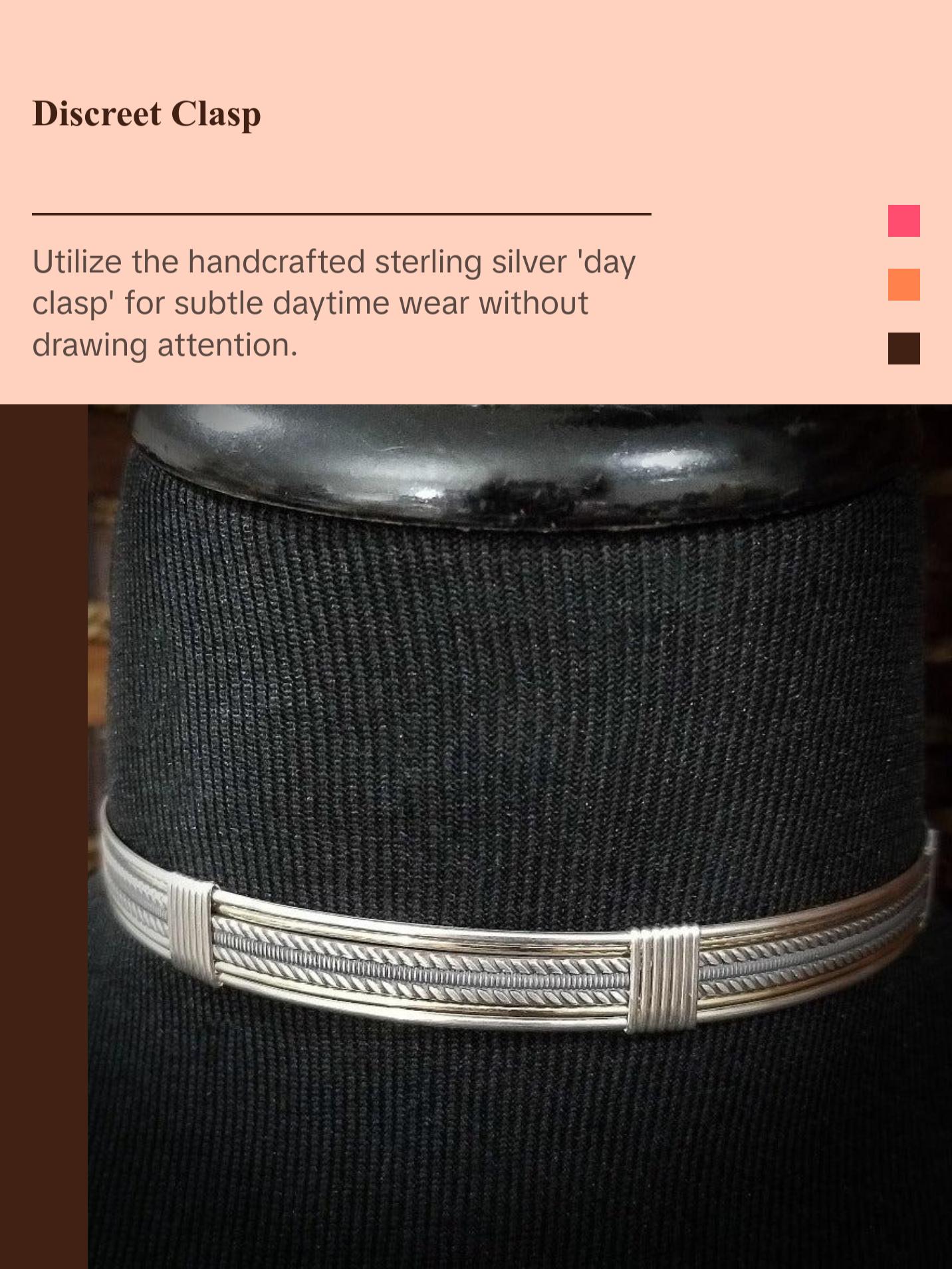 RIGGER Locking Submissive Collar