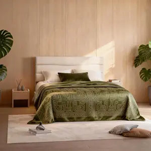 【SUMMER Vibes】Raybee Quiet Luxury Upholstered Bed Frames for Queen with Headboard & Charging Station, No Mattress,Bed Frame with Storage Shelf, Flatform Bed Frame Holds 880LBS, No Noise, No Box Spring Needed, Twin, Full,King, Beige, Gray