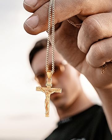 Michael Necklaces for Men Women Stainless Steel 18K Gold Plated Biblical Archangel Jewelry Round/Oval/Shield Medal Pendant with 22" Box Chain Patron Saint Michael Necklace