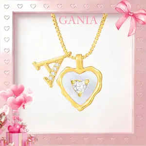GANIA Lady's white heart-shaped letter necklace - exquisite A-Z heart-shaped letter combination of 26 pieces - adjustable chain - non-allergenic material - an excellent Valentine's Day or birthday gift for friends