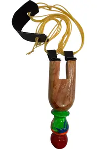 Hondilla de Cuero Salvadoreña Original / Resortera