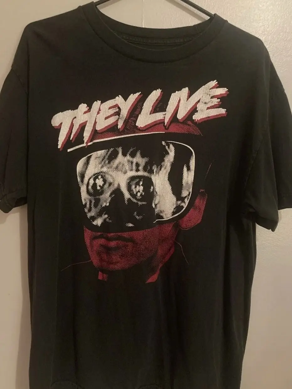 Vtg They Live sci-fi t-shirt John Carpenter Roddy Piper SX380 FREE SHIPPING H