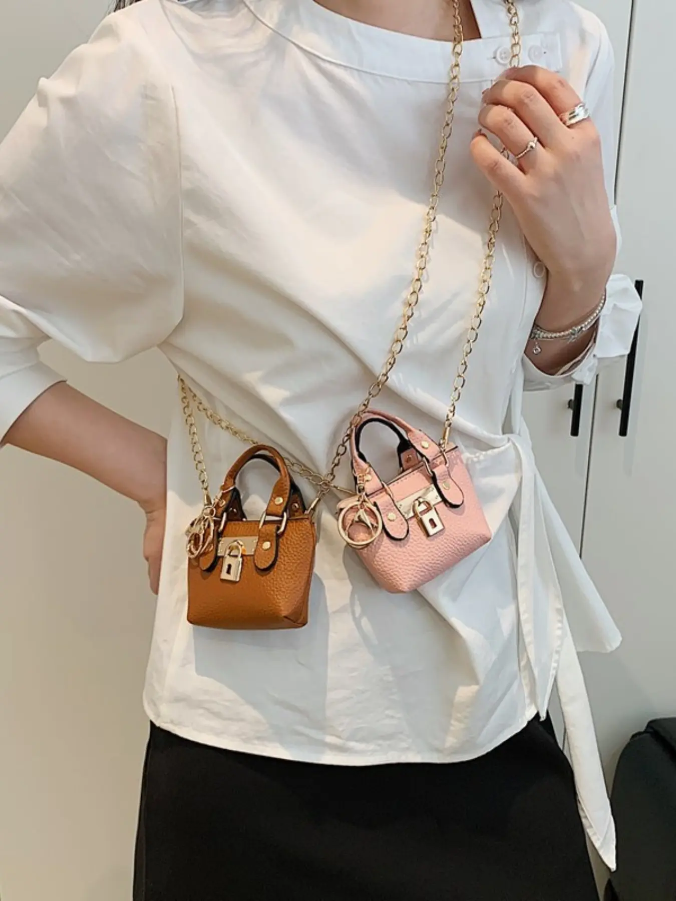 New Mini Handbag, Lock Decorative Small Coin Purse, Fashion Chain Crossbody Bag, Trendy Crossbody Bag, Compact Size for Lipstick, Keys, Earphones, Bus Card, Coins, Fashion Crossbody Bags, Crossbody Shoulder Purse