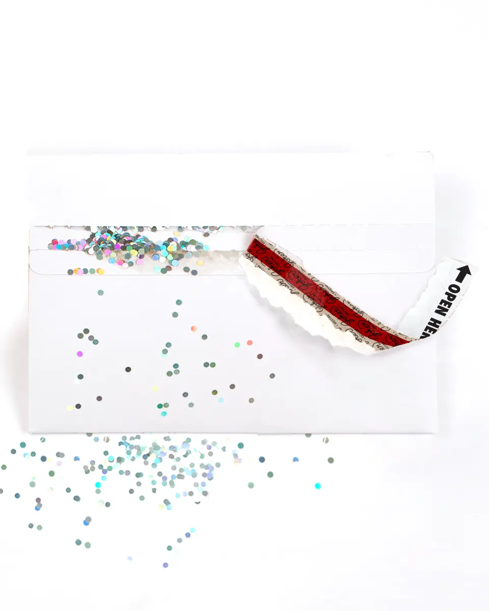 White Glitter Trap Envelope (1-Pack)