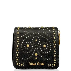 Pre-owned miu miu Leather small leather goods Compact Wallet Calfskin Black (kc012626e9)