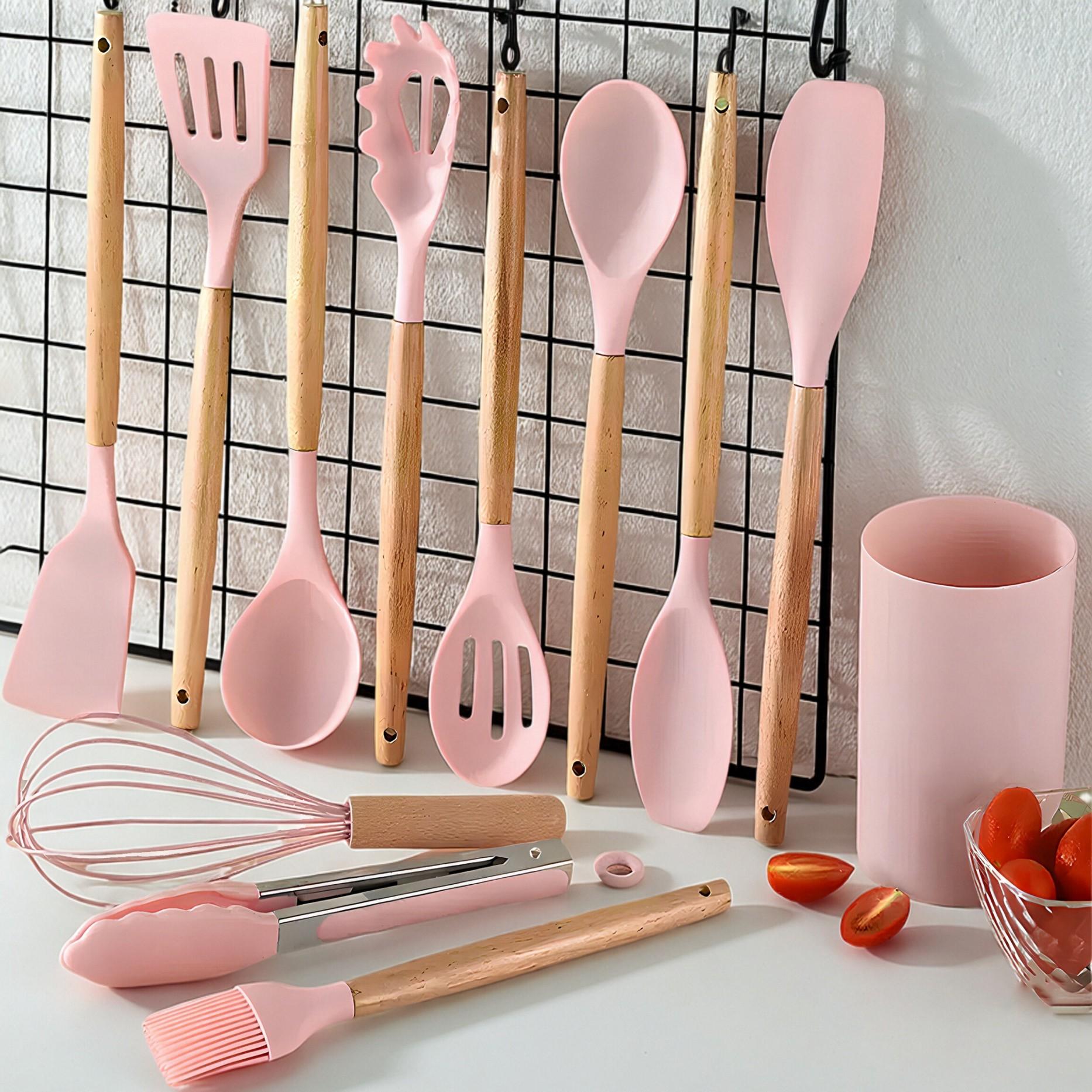 Kitchen Knife Set with Heat-Resistant SiliconeUtensils and Wooden Handles ldeal Gift forWomen on New Year, Valentine's Day 33-PieceSilicone Cooking Utensils Kitchen Utensils Set446 °Heat-resistant Spatula Clip for Heat-resistant Cookware