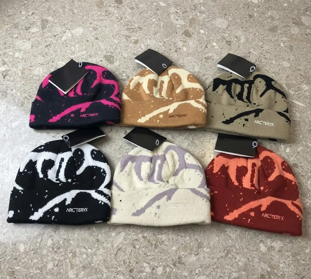 ARC'TERYX Skeleton Graphic Knit Beanie – Unisex Warm Winter Skull Cap, Soft Stretch Outdoor Ski Hat, Gorpcore Streetwear Style