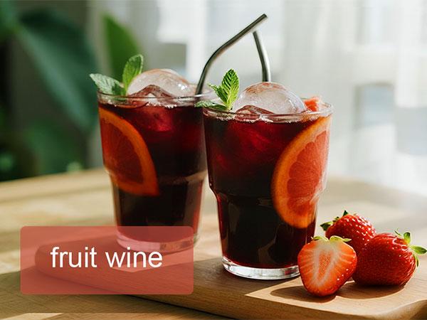 WIBIMEN 2.5-Inch Spherical Ice Ball Molds – Christmas Luxury Gold Gift Box, Perfect for Whiskey & Holiday Cheers