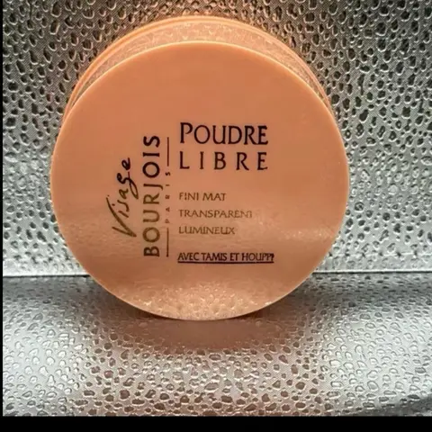 Bourjois Poudre Libre Fini Mat Transparent Lumineux with Tapis et Houpp