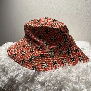 Pre-owned Louis Vuitton Nylon Bag Accessories Rouge Monogram Bucket Hat