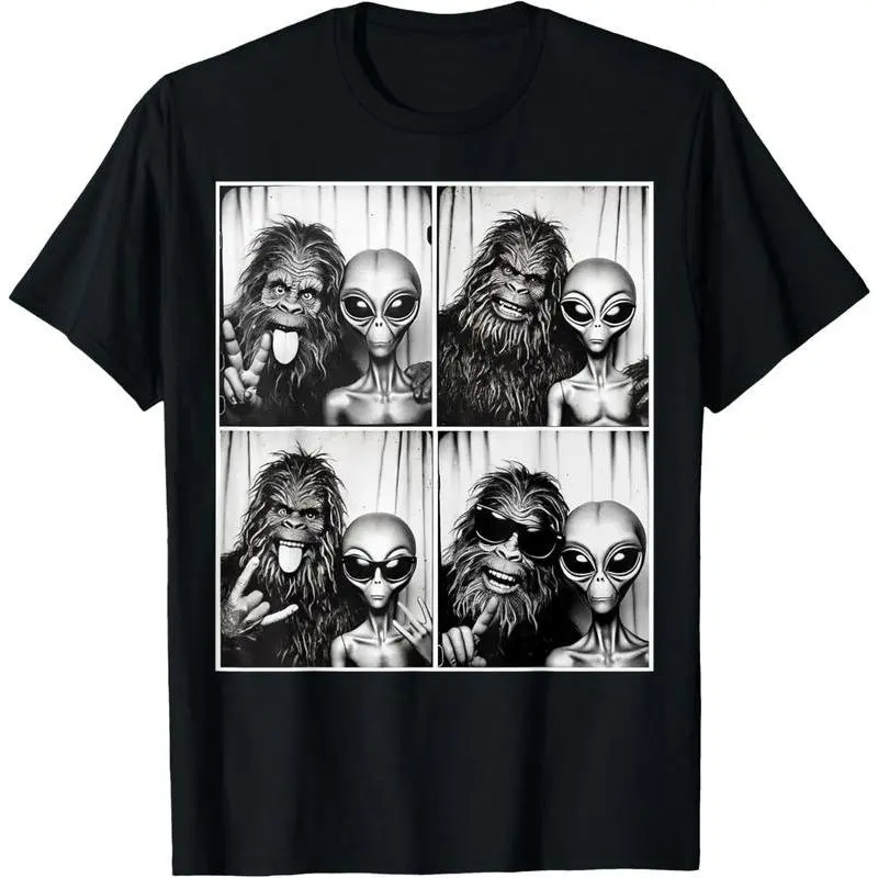 100% Cotton Funny Photobooth Photo Sasquatch UFO Bigfoot And Alien T-Shirt Classic Fit Soft Combed Ring Spun Fabric Durable Stitching Machine Washable Perfect Gift